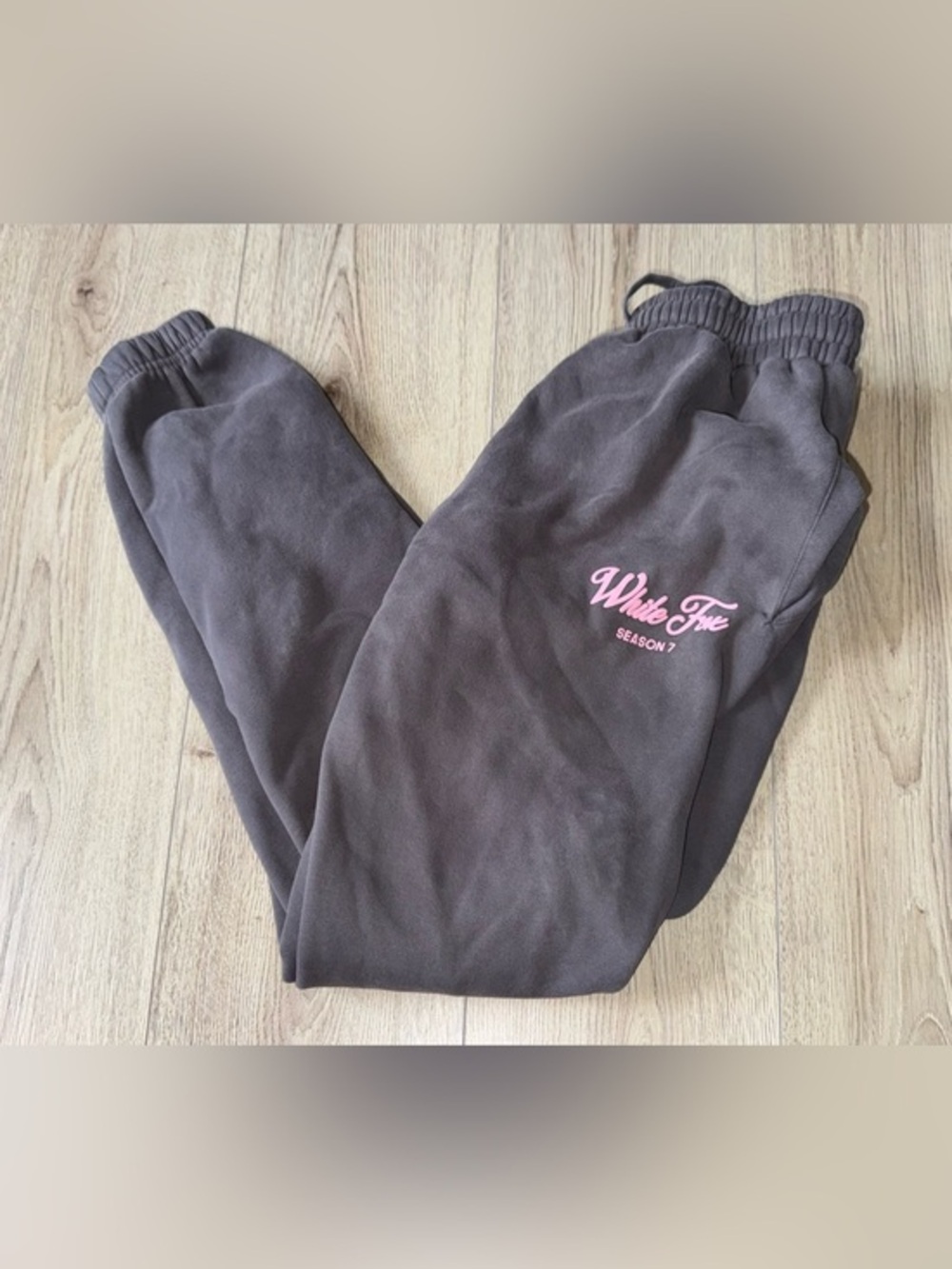 White fox grey gray jogger sweatpants
